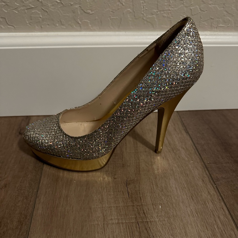 sparkle pump heels